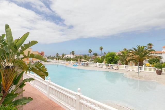 Apartamento Sara En El Veril Del Duque - Sara Vacation Адехе Экстерьер фото